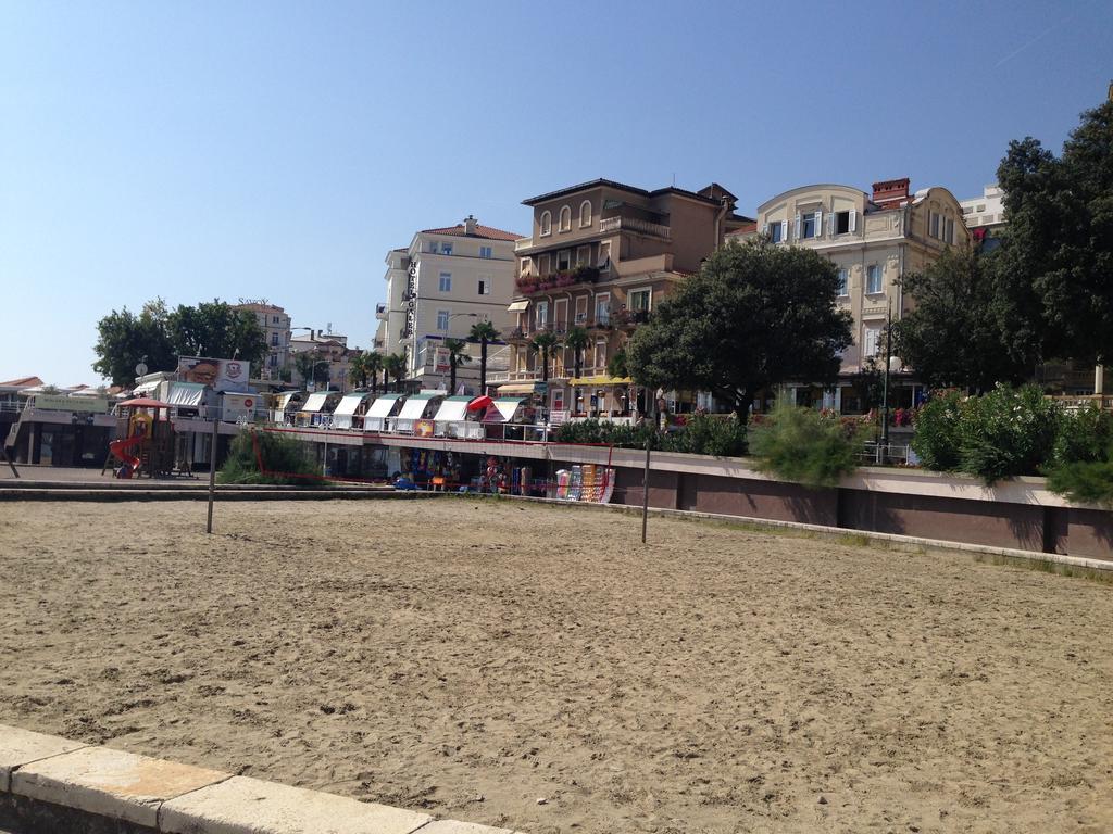 Opatija Central Studio Apartment Esterno foto