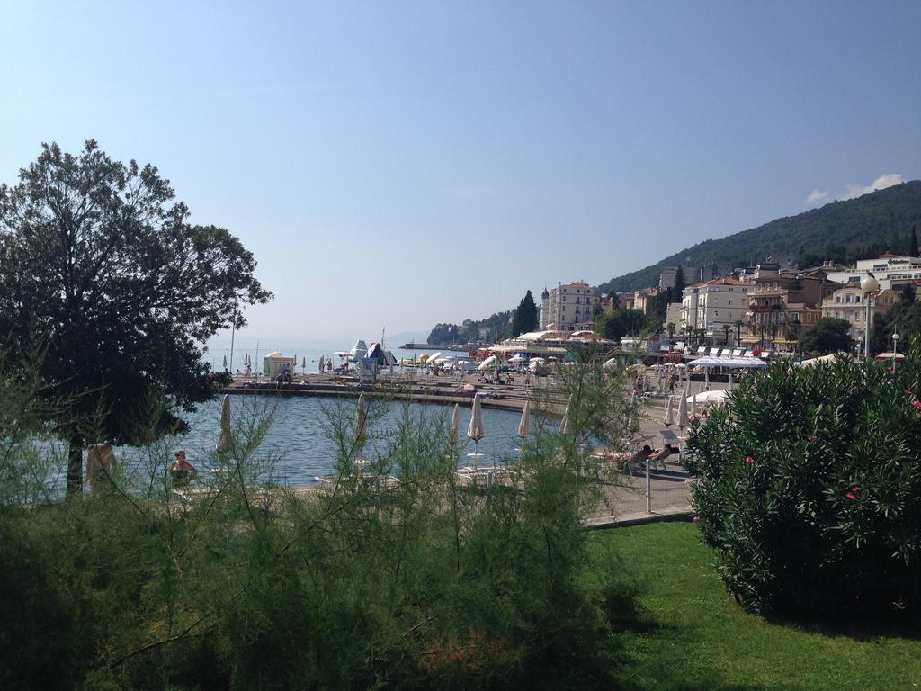 Opatija Central Studio Apartment Esterno foto