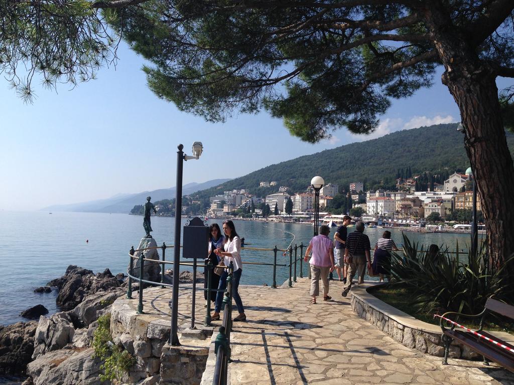 Opatija Central Studio Apartment Esterno foto